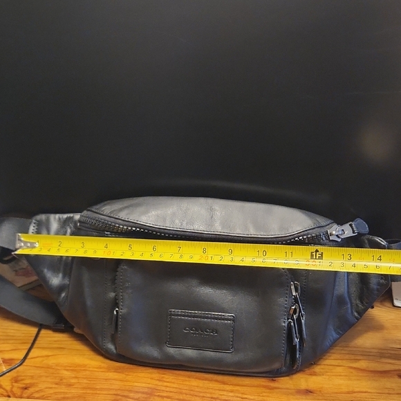 Coach Black Leather Belt Bag/Fanny Pack for Men - Picture 11 of 16